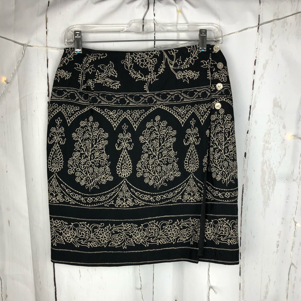 Black/Cream Pattern Wrap Skirt
